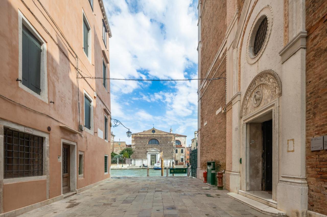 Bright Apartment On Venetian Roofs R&R المظهر الخارجي الصورة